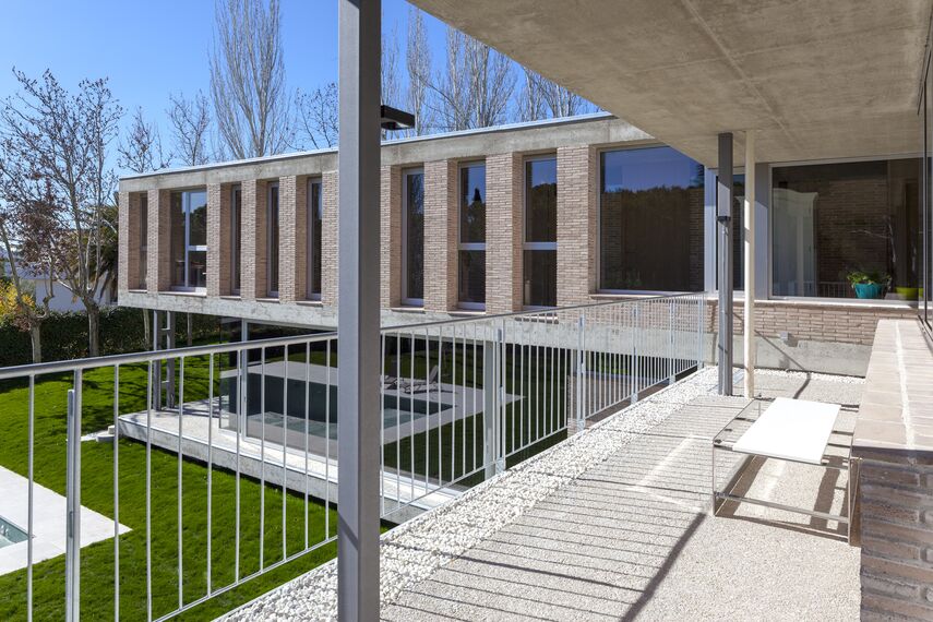 MasterLine 8 Fenêtres - Maison Privée Las Lomas situé à Madrid, Espagne