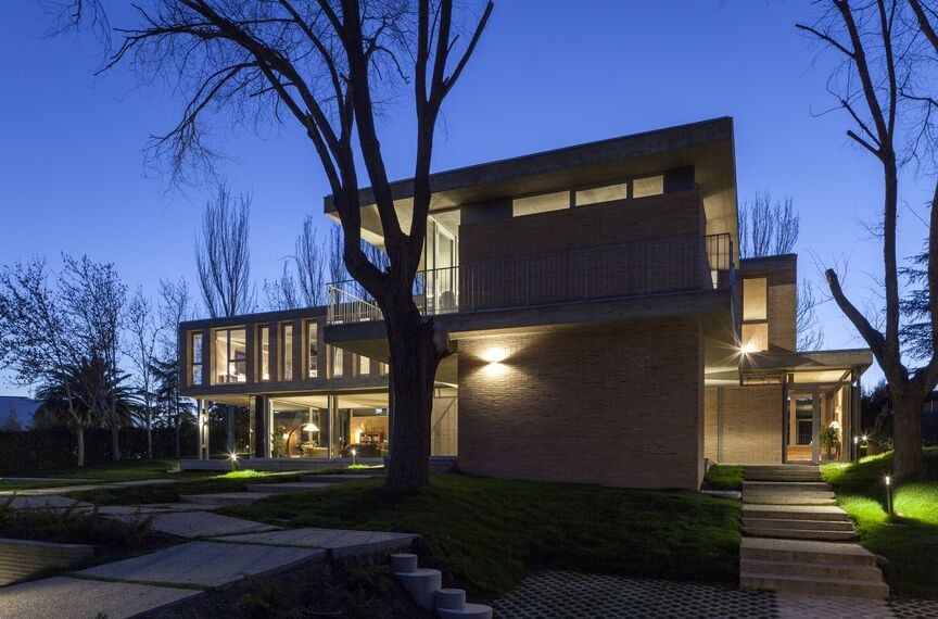 MasterLine 8 Fenêtres - Maison Privée Las Lomas situé à Madrid, Espagne