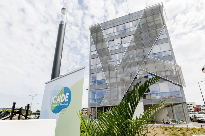 ConceptWall 50 Murs rideaux, ThermoSystem 68 Fenêtres et TS 68-HV Fenêtres - Immeuble de bureaux Sky Line situé à Toulouse, France