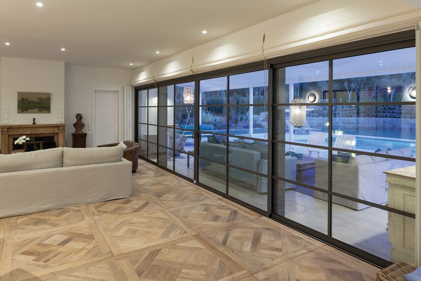 SlimLine 38 Ferro Fenêtres - Villa Maison privée San Roque situé àEspagne