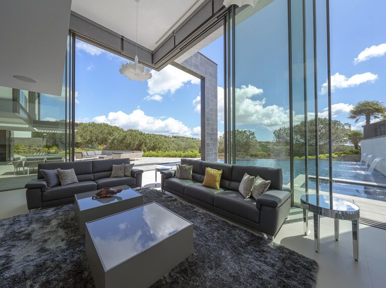 SlimLine 38 Portes, HiFinity Coulissants et ConceptFolding 77 Coulissants - Maison Villa en Espagne - En toute transparence situé àEspagne