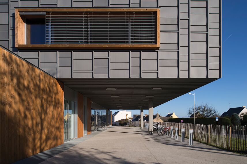 ConceptWall 50 Murs rideaux et ThermoSystem 68 Fenêtres - Ecole/Collège/Lycée Restructuration Collège La Grande Métairie situé àFrance