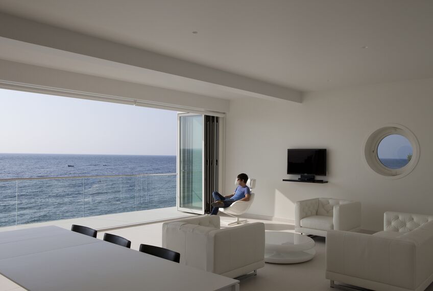 ConceptFolding 77 Coulissants et ConceptSystem 77 Fenêtres - Maison Yacht House situé àUkraine