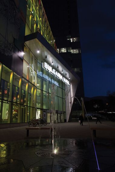 ConceptWall 60 Murs rideaux, ConceptSystem 77 Fenêtres, ConceptWall 50 Murs rideaux, CW 50-SG Murs rideaux, CW 50-SC Murs rideaux et CS 77 Hidden Vent Fenêtres - Immeuble de bureaux Bulgaria Mall situé à Sofia, Bulgarije