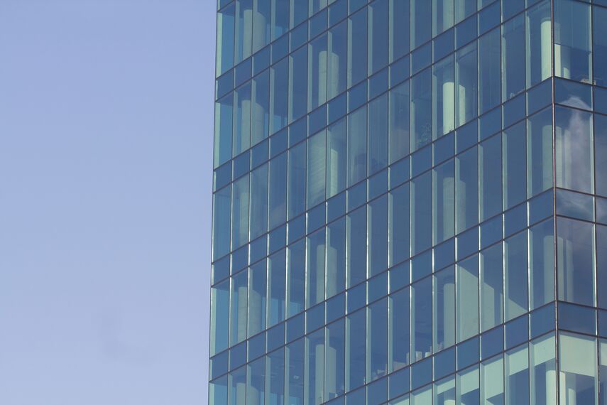 ConceptWall 60 Murs rideaux, ConceptSystem 77 Fenêtres, ConceptWall 50 Murs rideaux, CW 50-SG Murs rideaux, CW 50-SC Murs rideaux et CS 77 Hidden Vent Fenêtres - Immeuble de bureaux Bulgaria Mall situé à Sofia, Bulgarije