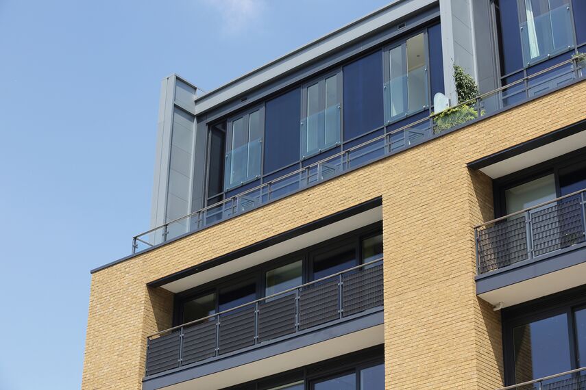 CS 38-SL Systèmes annulés, ConceptSystem 77 Fenêtres, ConceptPatio 130 Coulissants, Vision 50 Portes et ConceptWall 50 Murs rideaux - Complexe immobilier Paynes & Borthwick situé à London, Royaume-Uni