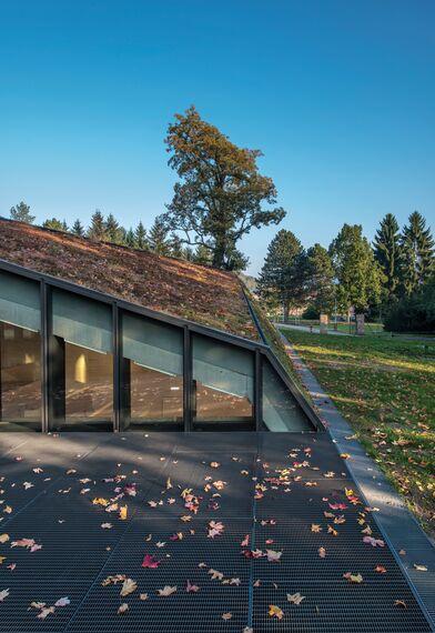 CW 50-FP Murs rideaux - Centre de formation Krkonoše Mts. environment education centre situé à Vrchlabí, République tchèque