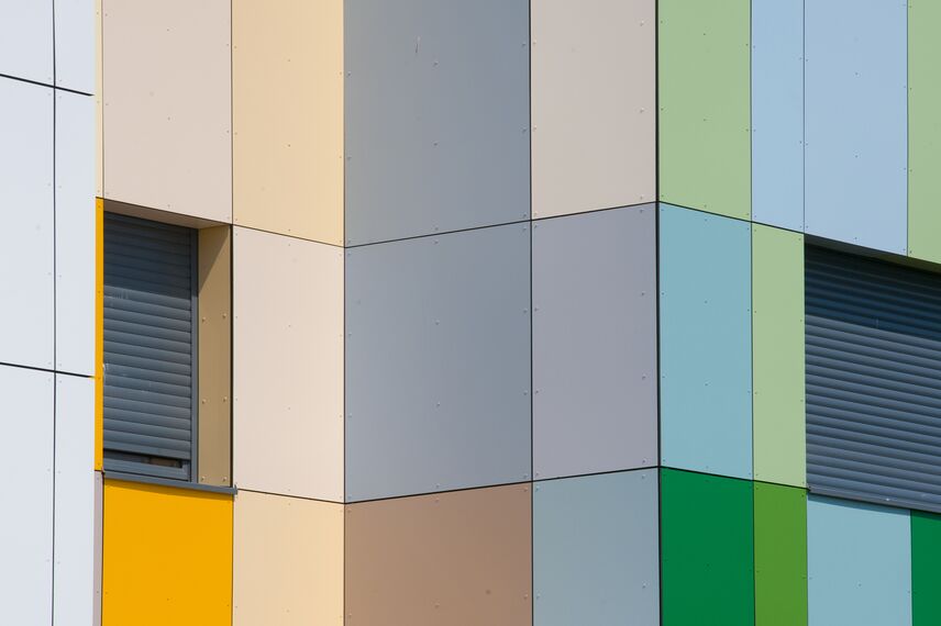 ConceptDoor 50 Portes, BriseSoleil 100 Brise Soleil et XS 50 Fenêtres - Internat Lycée Agricole LAVAL situé àFrance
