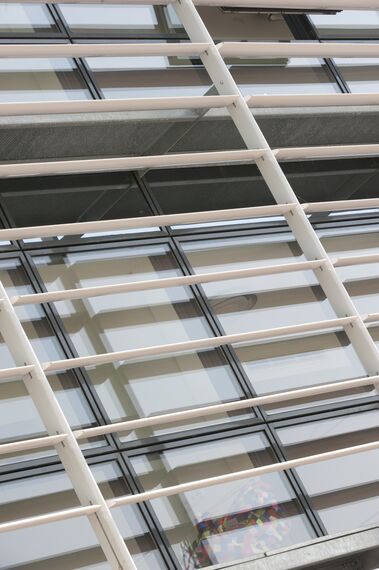 ConceptDoor 50 Portes, BriseSoleil 100 Brise Soleil et XS 50 Fenêtres - Internat Lycée Agricole LAVAL situé àFrance
