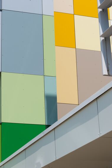 ConceptDoor 50 Portes, BriseSoleil 100 Brise Soleil et XS 50 Fenêtres - Internat Lycée Agricole LAVAL situé àFrance