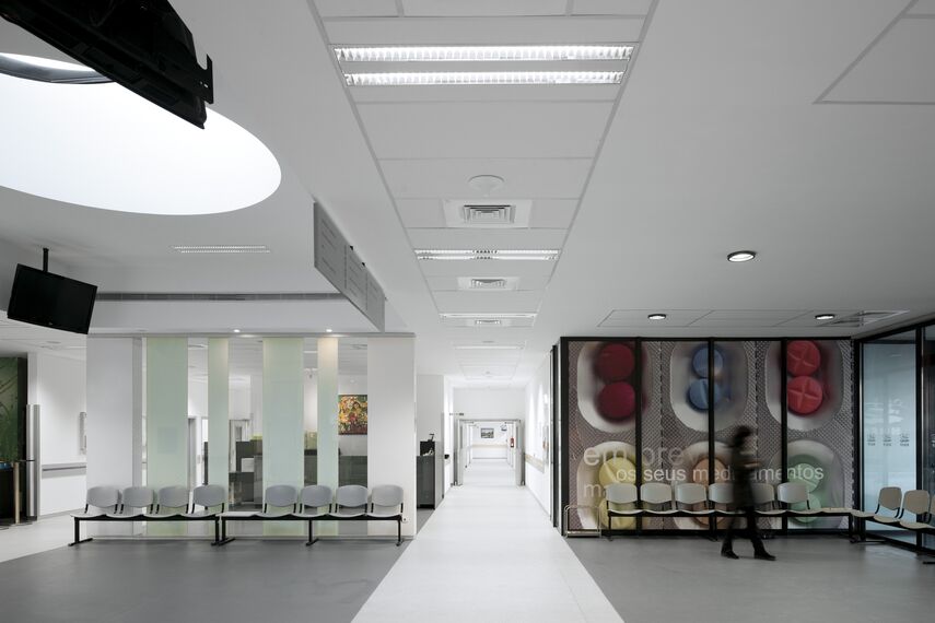 ConceptWall 50 Murs rideaux - Hospital Emergency Unit situé à Figueira da Foz, Portugal