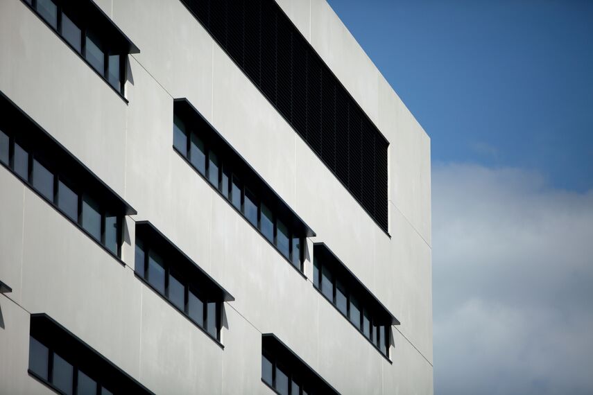 ConceptWall 50 Murs rideaux - Immeuble de bureaux Severn Trent Headquarters situé à Coventry, Royaume-Uni