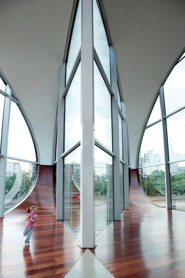 ConceptWall 50 Murs rideaux et CW 50-SC Murs rideaux - Centre Commercial Médiacité situé à Luik, Belgique