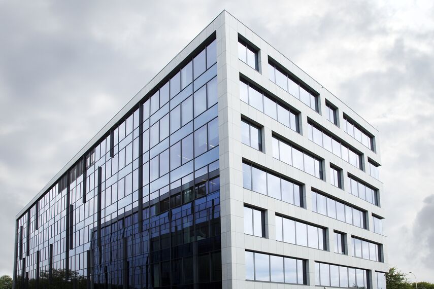 ConceptWall 50 Murs rideaux, ConceptSystem 68 Portes et ConceptSystem 68 Fenêtres - Immeuble de bureaux City Link Kantoren Berchem situé à Berchem, Belgique