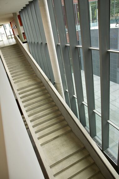 ConceptWall 50 Murs rideaux - Ecole/Collège/Lycée Faculteit REGA - V&V Leuven situé à Leuven, Belgique