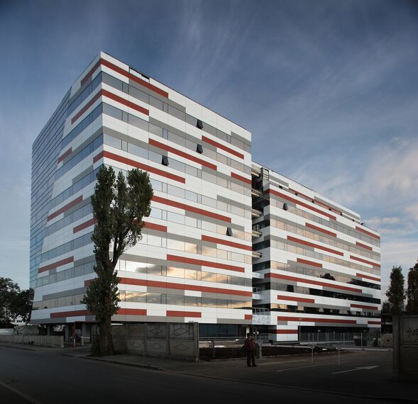 ConceptWall 50 Murs rideaux - RAMS Business centre situé à Bucharest, Roumanie