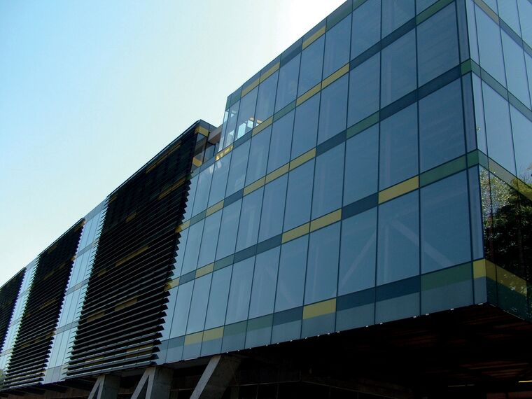 ConceptWall 50 Murs rideaux et BriseSoleil 100 Brise Soleil - Hôtel/Centre de vacances Akropol situé à Kaliningrad, Russie