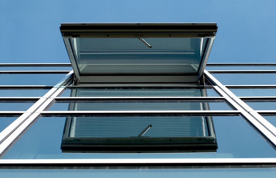 ConceptWall 86 Murs rideaux - Université/Grande Ecole Insead situé à Fontainebleau, France