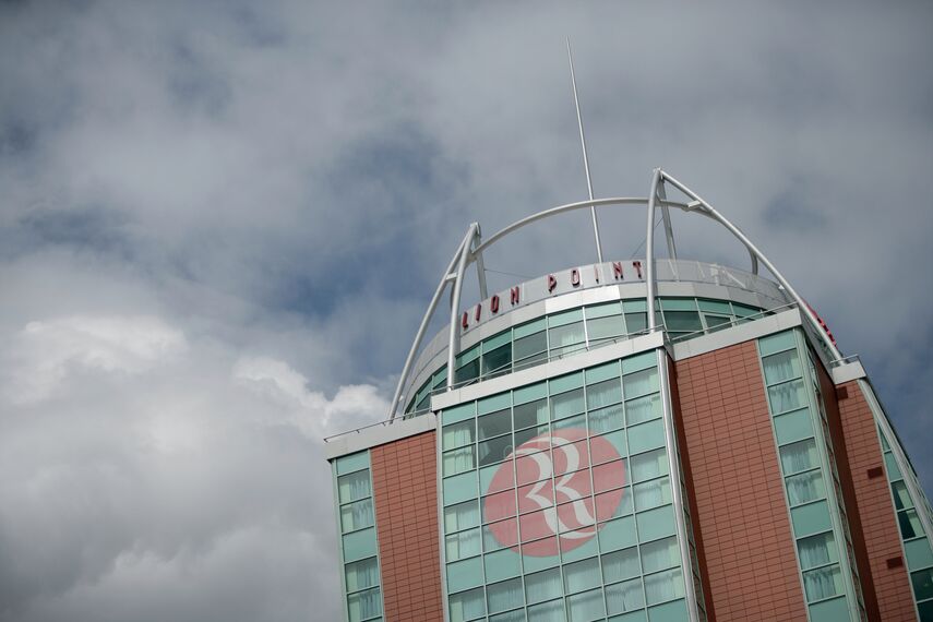 ConceptWall 60 Murs rideaux - Hôtel/Centre de vacances Orbital Plaza/Ramada Hotel situé à Cannock, Royaume-Uni