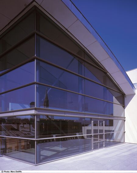 ConceptWall 50 Murs rideaux - Immeuble de bureaux Brussels Parliament situé à Brussels, Belgique