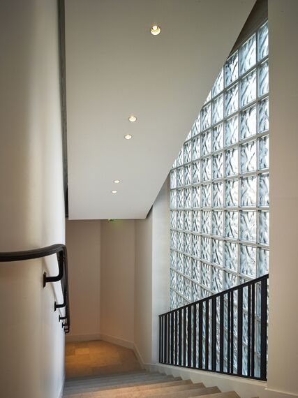 52 Champs Elysées situé à Paris, France