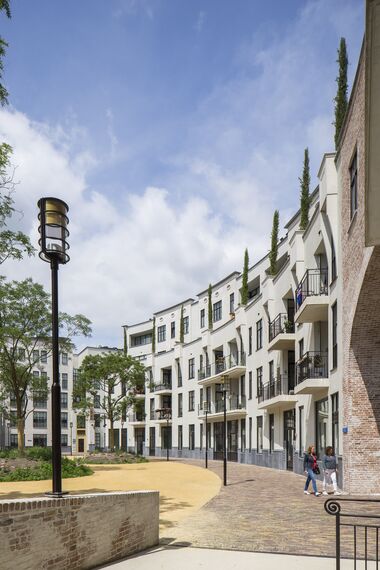 SlimLine 38 Fenêtres et ConceptWall 50 Murs rideaux - Maankwartier situé à Heerlen, les Pays-Bas
