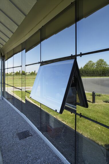 ConceptWall 86 Murs rideaux - Centre sportif Maison des sports de Chateauroux situé à Chateauroux, France