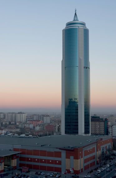 ConceptWall 50 Murs rideaux - Immeuble de bureaux Konya Selcuklu Tower situé à Konya, Turquie