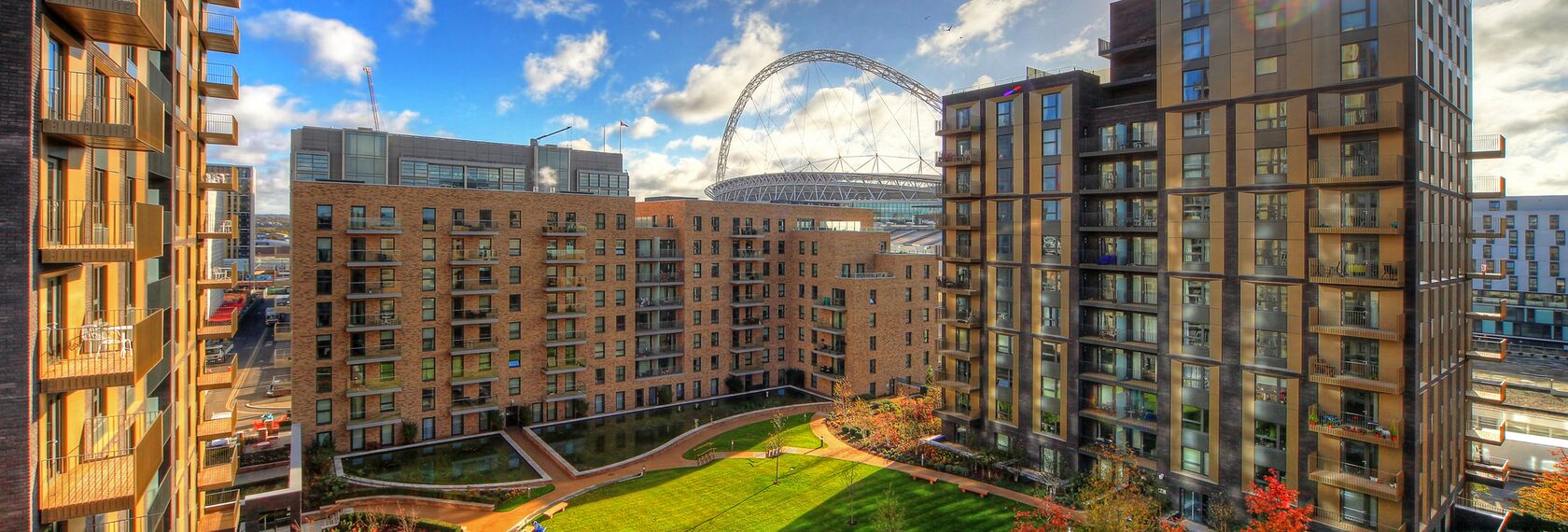 ConceptSystem 77 Fenêtres, ConceptSystem 77 Portes, CS 86-HI (c) Systèmes annulés et ConceptWall 50 Murs rideaux - Wembley Park situé à London, Royaume-Uni