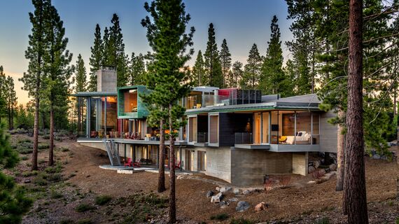 SlimLine 38 Fenêtres, SlimLine 38 Portes, ConceptWall 50 Murs rideaux et Mosquito Produits Périphériques - Martis Camp situé à Truckee, CA, États-Unis d'Amérique