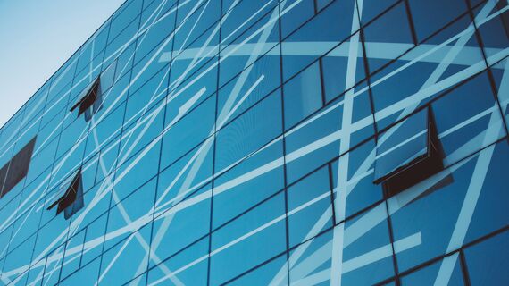 ConceptWall 50 Murs rideaux, ConceptSystem 77 Fenêtres et CW 50-SC Murs rideaux - Ice Palace Arena of Legends situé à Moscow, Russie