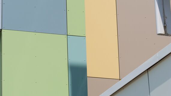 ConceptDoor 50 Portes, BriseSoleil 100 Brise Soleil et XS 50 Fenêtres - Internat Lycée Agricole LAVAL situé àFrance